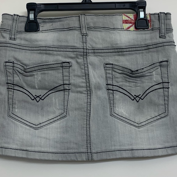 Juniors Jean skirt size small - Picture 3 of 3
